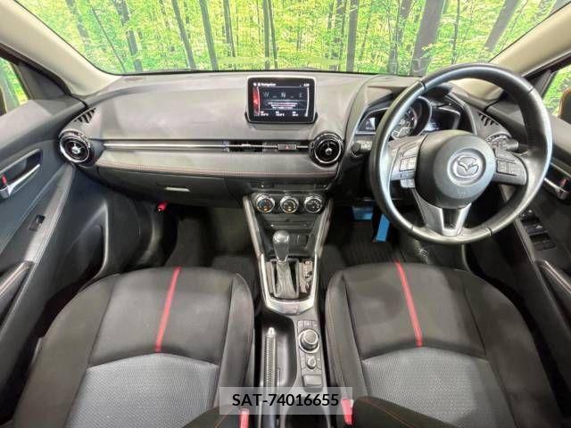 Mazda DEMIO 2016-01 349367-1