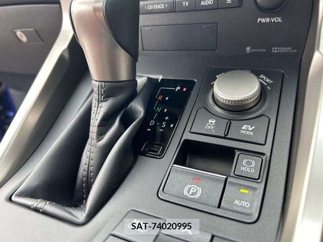 Lexus NX 2015-03 362969-11