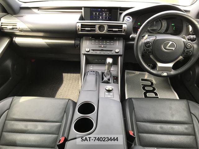Lexus IS 2014-12 388158-8