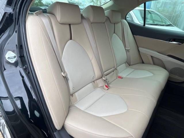 Toyota CAMRY HYBRID 2019-04 196038-10