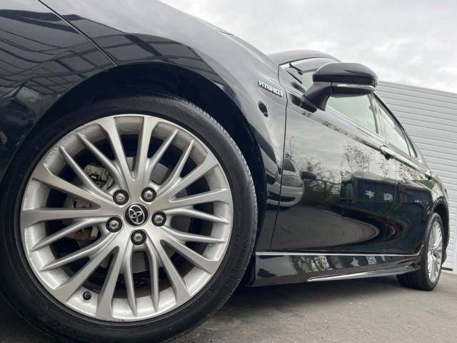 Toyota CAMRY HYBRID 2019-04 196038-12