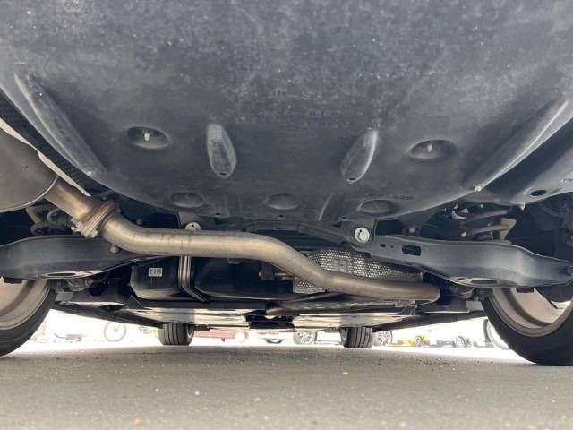 Toyota CAMRY HYBRID 2019-04 196038-19