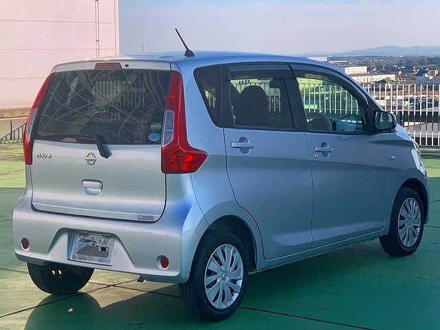 Nissan DAYZ 2017-06 29068-2
