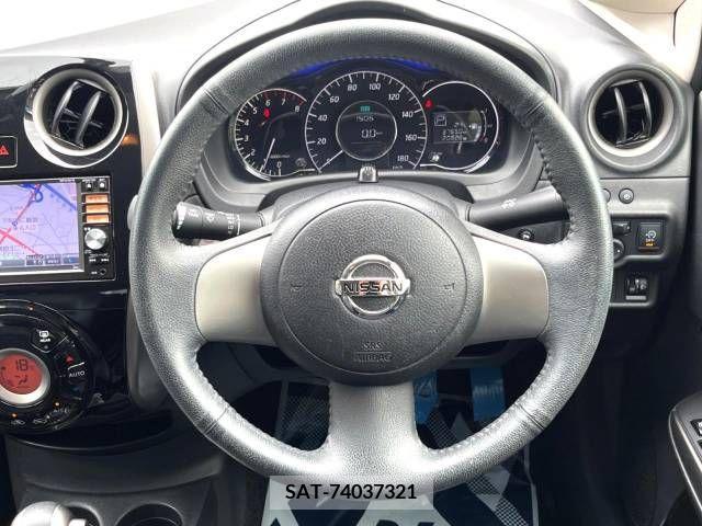 Nissan NOTE 2013-11 302331-11