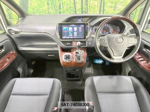 Toyota VOXY 2014-04 288985-1