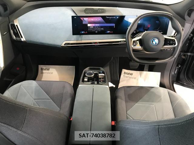 Bmw IX 2022-06 334983-1