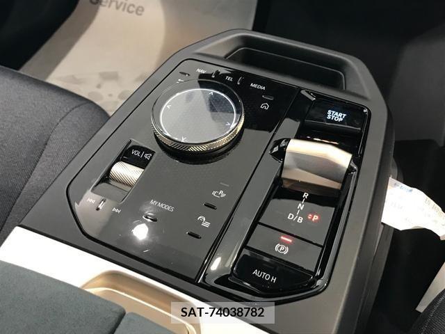 Bmw IX 2022-06 334983-19