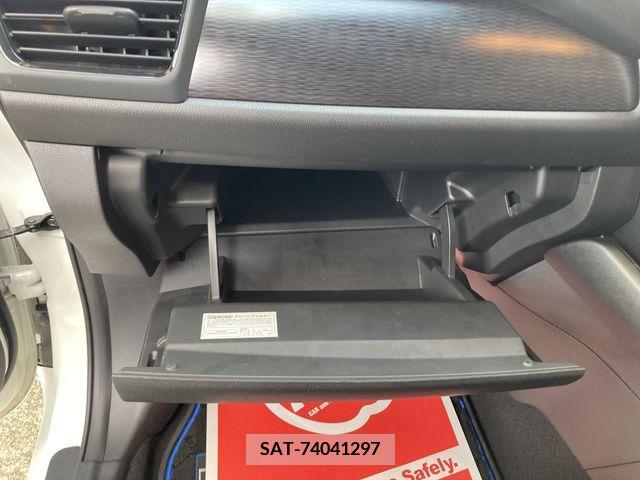 Nissan LEAF 2020-03 367055-21