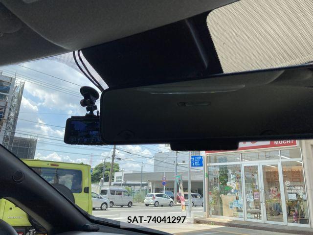 Nissan LEAF 2020-03 367055-23