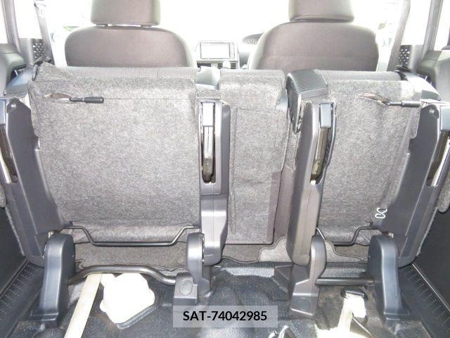 Toyota SIENTA 2019-06 346928-8
