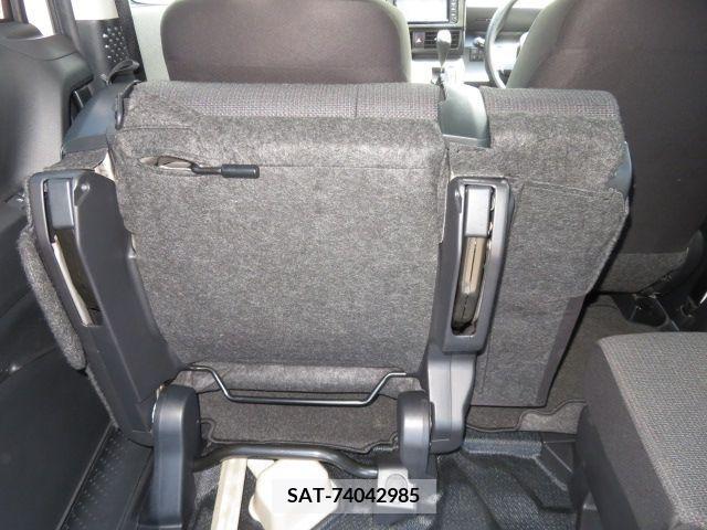 Toyota SIENTA 2019-06 346928-7