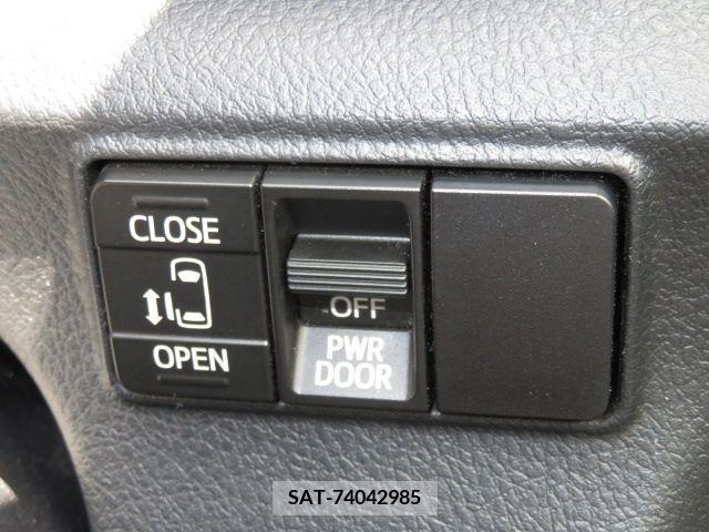 Toyota SIENTA 2019-06 346928-19