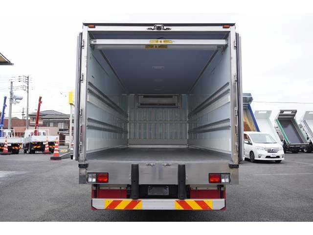 Hino RANGER 2020-03 1428-17