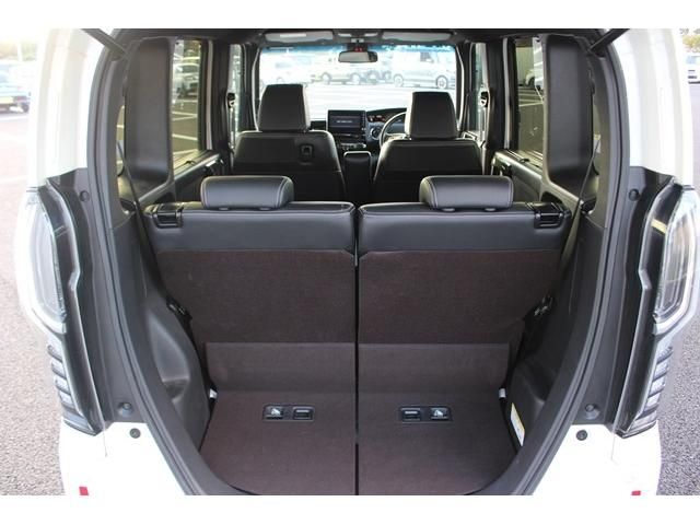 Honda N BOX CUSTOM 2018-01 24731-6