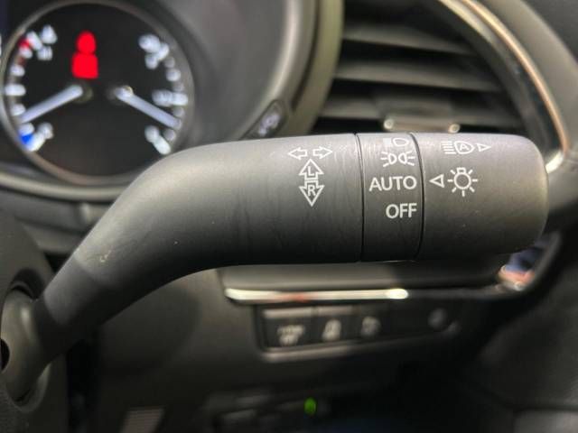 Mazda MAZDA3 2020-03 185968-6