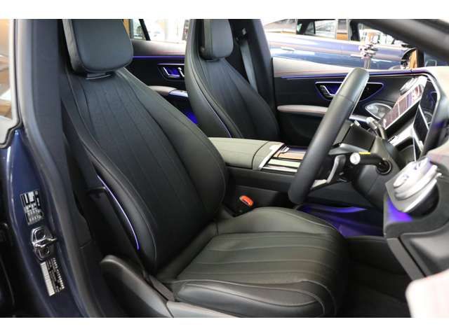 Mercedes Benz EQS 2023-06 13331-2