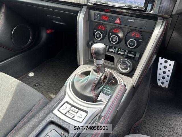 Toyota 86 2013-07 258616-17