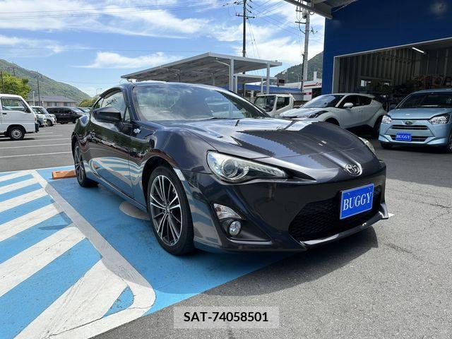 Toyota 86 2013-07 258616-2