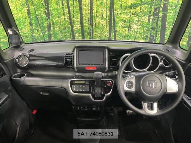 Honda N BOX CUSTOM 2017-07 330042-1