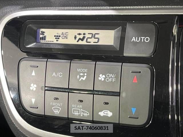 Honda N BOX CUSTOM 2017-07 330042-7