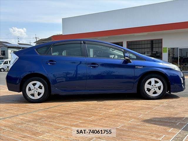 Toyota PRIUS 2010-07 282090-11