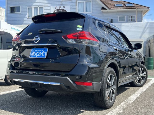 Nissan X-TRAIL 2018-02 20917-1
