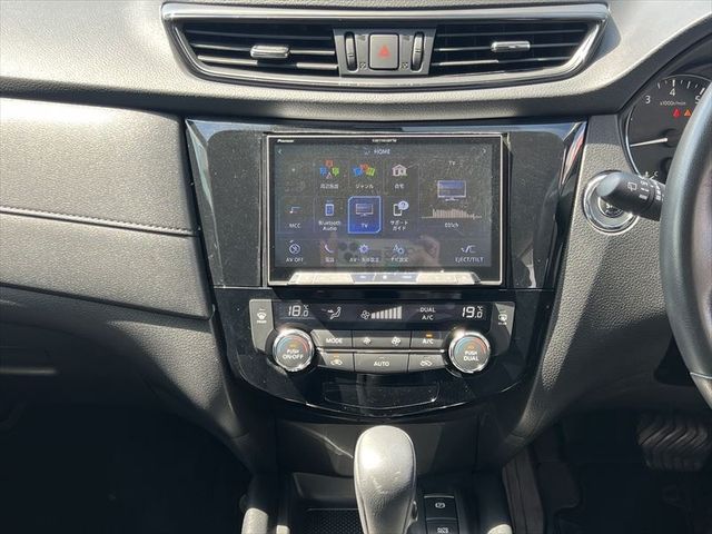 Nissan X-TRAIL 2018-02 20917-8