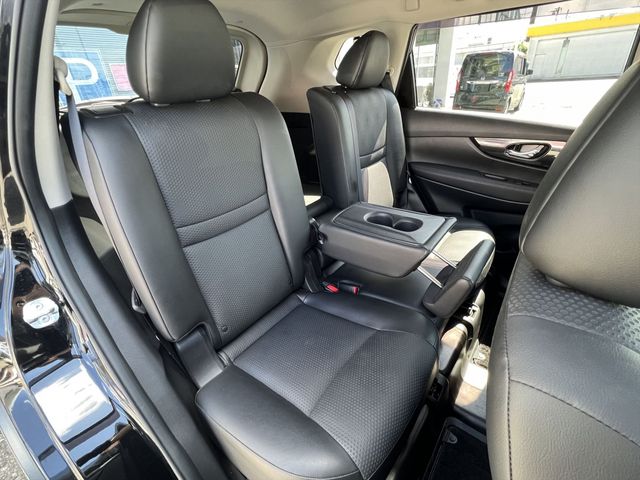 Nissan X-TRAIL 2018-02 20917-4