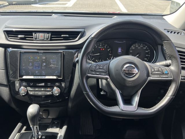 Nissan X-TRAIL 2018-02 20917-6