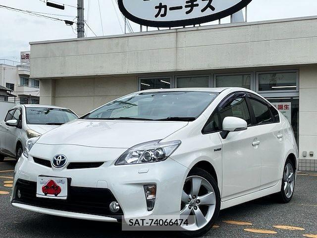 Toyota PRIUS 2014-01 378332-0