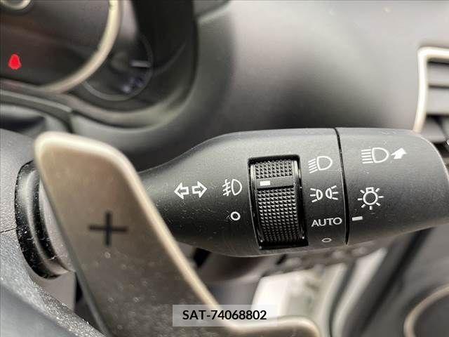 Lexus NX 2019-10 275726-23