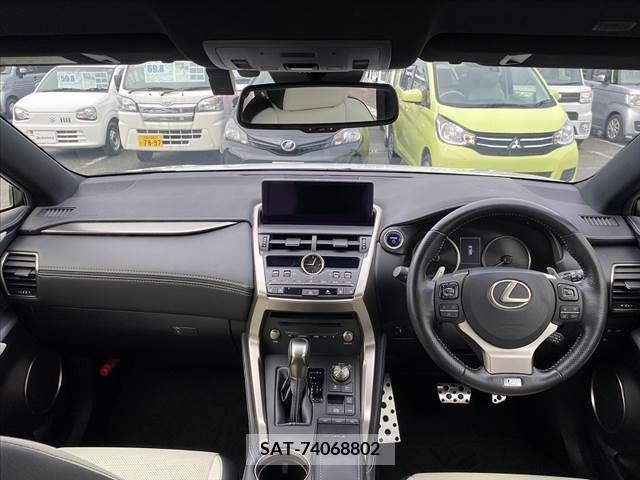 Lexus NX 2019-10 275726-1