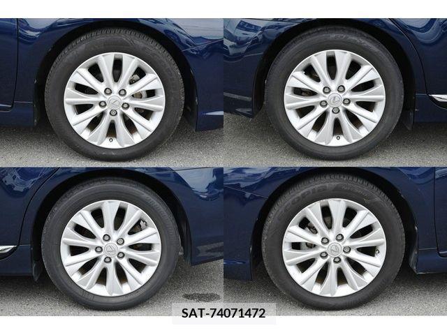 Lexus HS 2013-11 275357-7