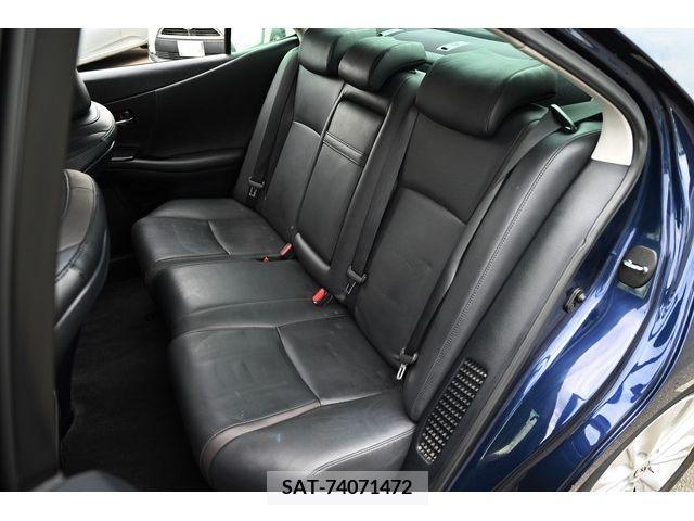 Lexus HS 2013-11 275357-15