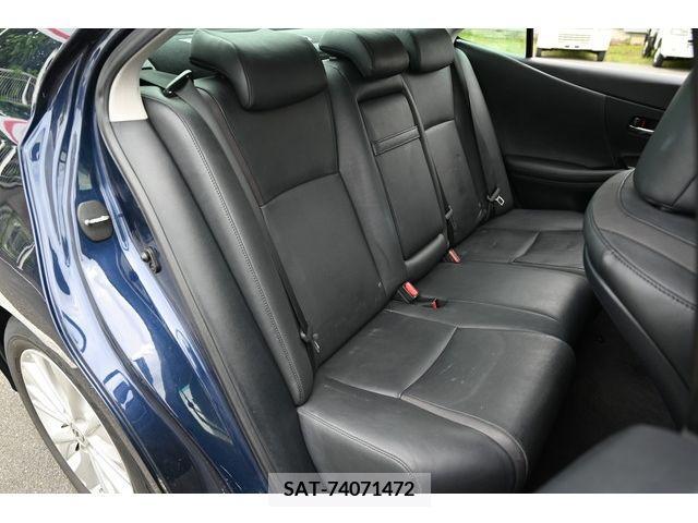 Lexus HS 2013-11 275357-13