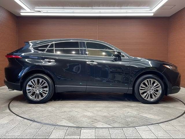 Toyota HARRIER 2022-04 11437-14