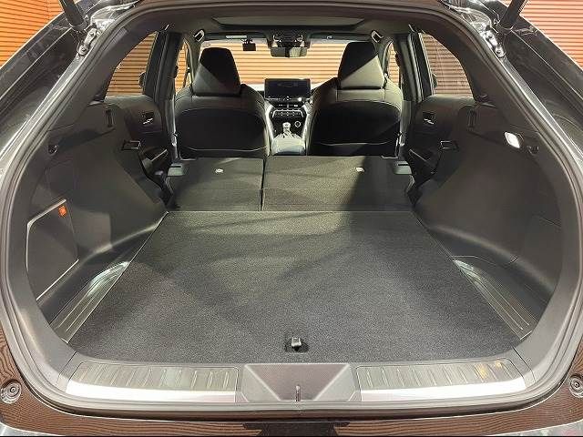 Toyota HARRIER 2022-04 11437-11