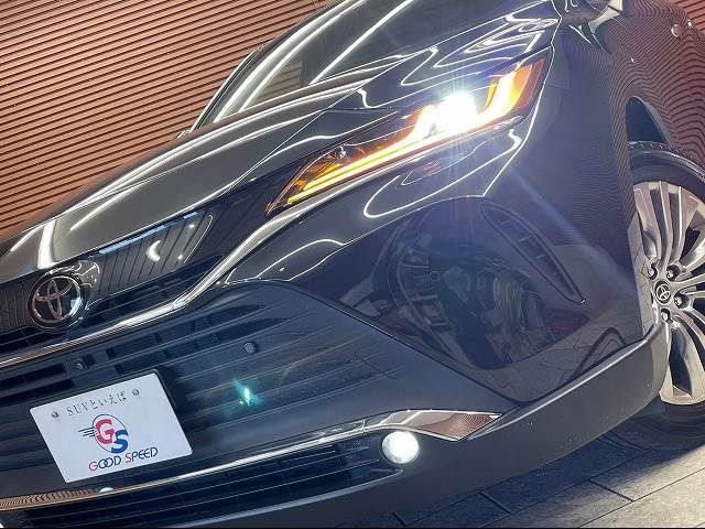 Toyota HARRIER 2022-04 11437-18