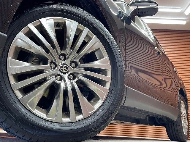 Toyota HARRIER 2022-04 11437-17