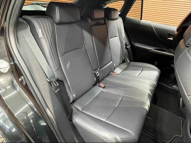 Toyota HARRIER 2022-04 11437-10