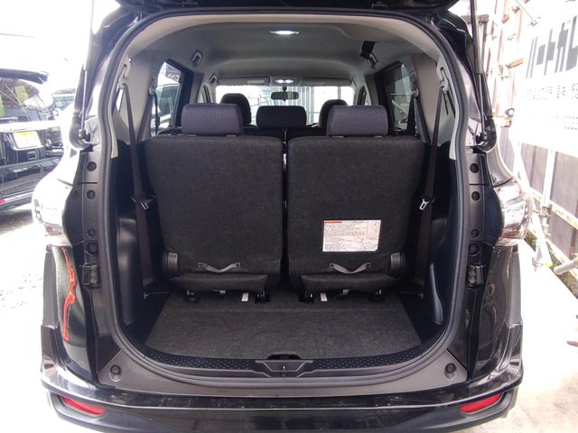 Toyota SIENTA 2016-08 27498-8