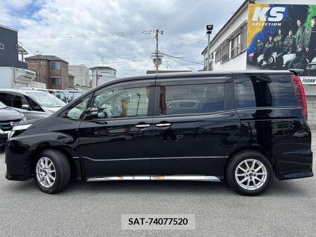 Toyota NOAH 2014-03 340476-4