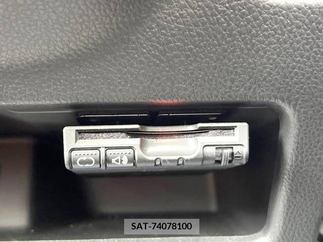 Nissan ROOX 2019-05 323921-8