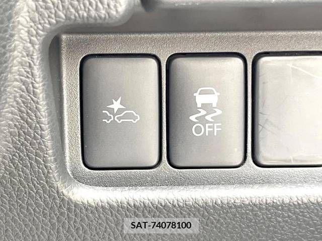 Nissan ROOX 2019-05 323921-5
