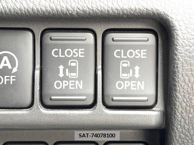 Nissan ROOX 2019-05 323921-4