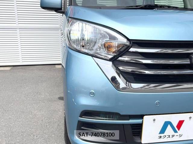 Nissan ROOX 2019-05 323921-13