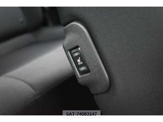 Nissan LEAF 2019-03 367062-9