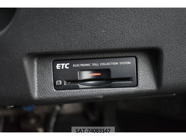 Nissan LEAF 2019-03 367062-6