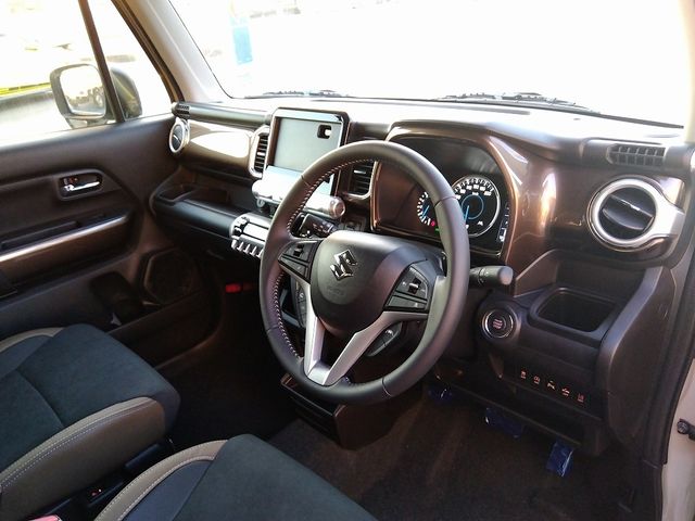 Suzuki X BEE 2022-10 188793-14