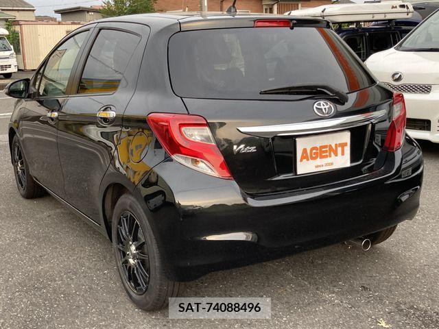 Toyota VITZ 2016-08 370168-14